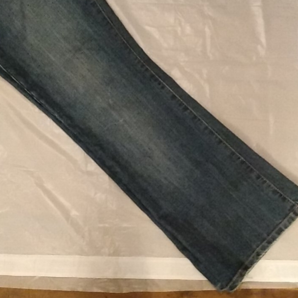 Jeans - Picture 2 of 6